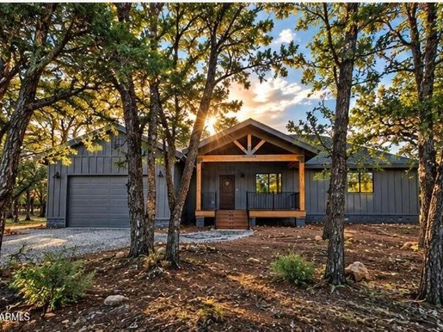 House for sale in Happy Jack, Coconino County