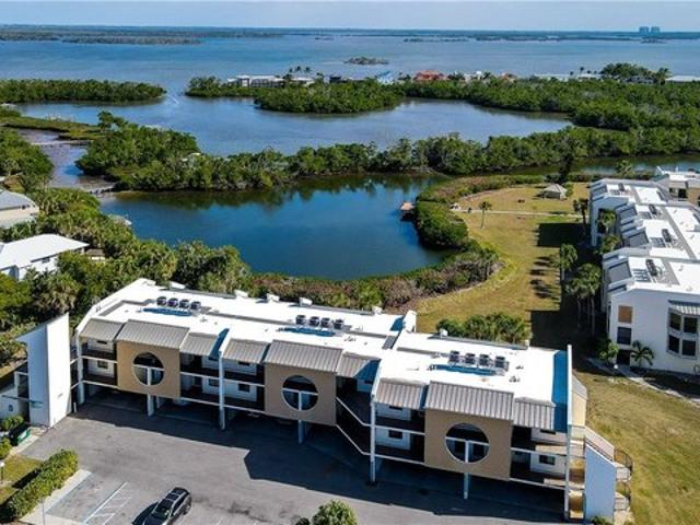 Condo for sale in Fort Myers Beach, Florida
