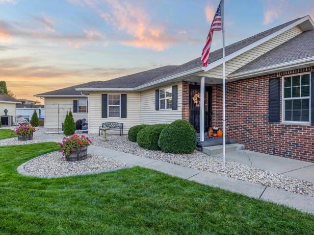 Condo for sale in Stoughton, Dane County