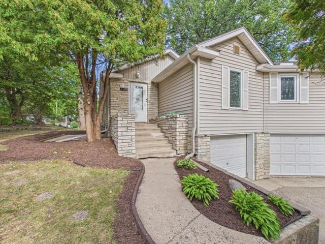 House for sale in Hennepin, Minnesota
