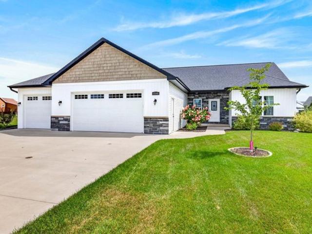 House for sale in Neenah, Wisconsin
