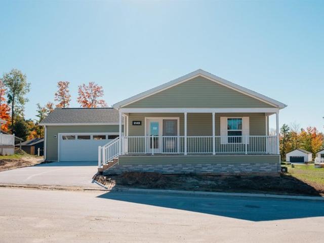 House for sale in Traverse City, Grand Traverse County