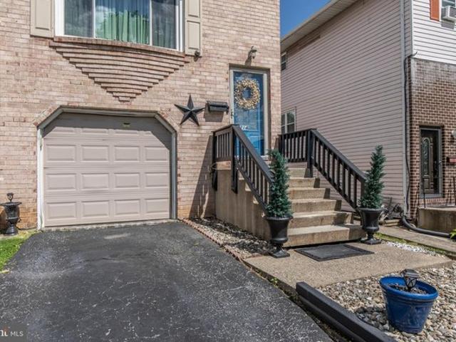 Townhouse for sale in Bethlehem, Pennsylvania