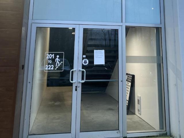 Office for sale in Abbotsford, British Columbia