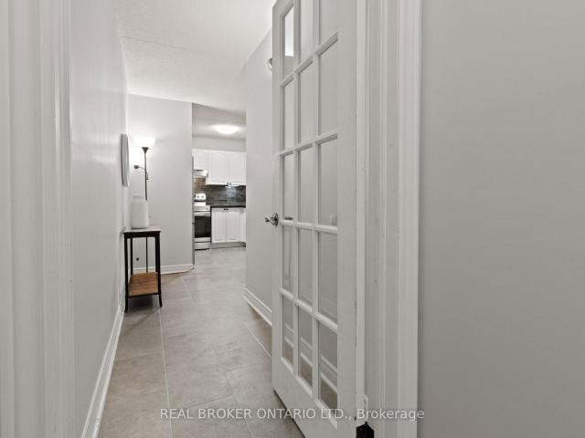 Condo for sale in Burlington, Ontario