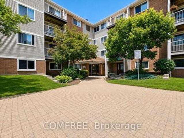 Condo for sale in Rideau-Rockcliffe, Ottawa