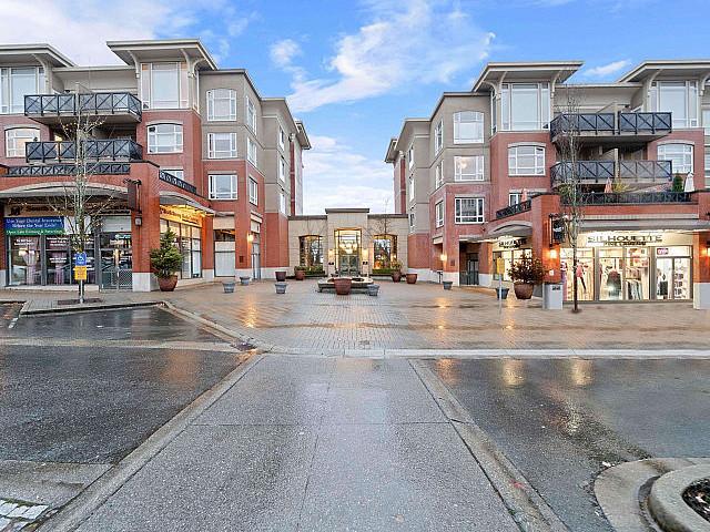 Condo for sale in Surrey, British Columbia