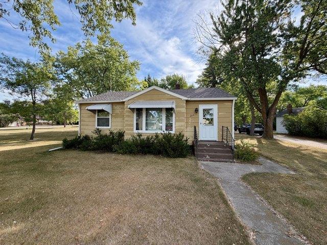 House for sale in Hawley, Minnesota