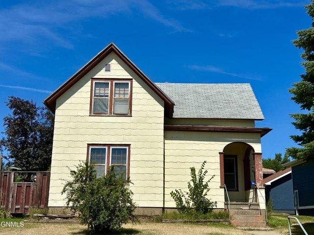 House for sale in Valley City, North Dakota