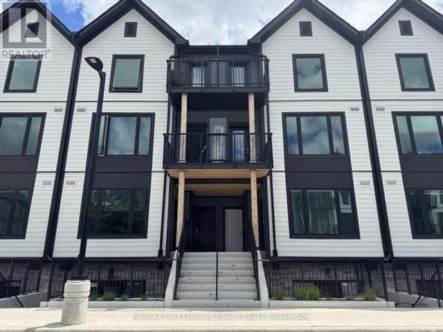 Townhouse for sale in Guelph, Ontario