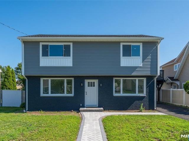 House for sale in Saddle Brook, New Jersey