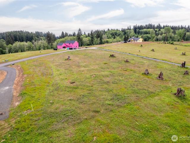 Land for sale in Castle Rock, Washington