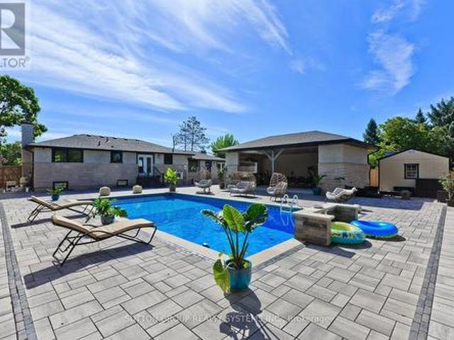 House for sale in Barrie, Ontario