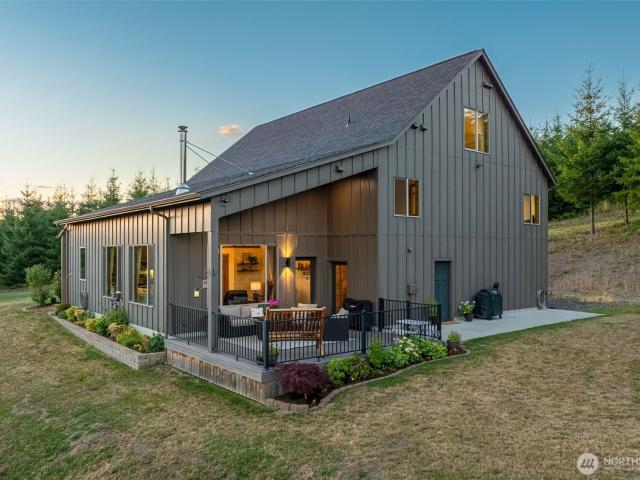 House for sale in Kelso, Washington