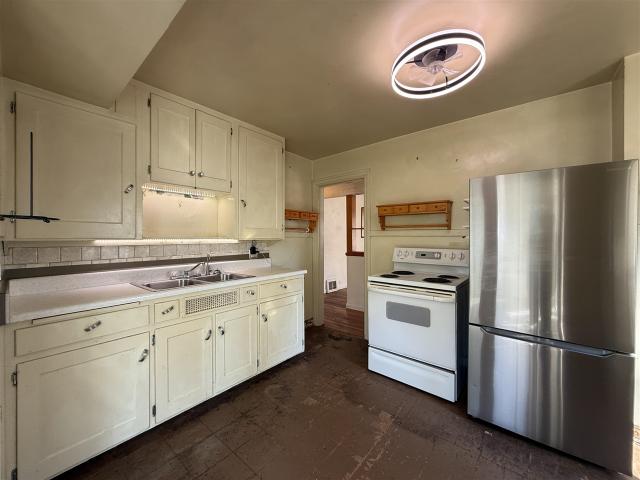 House for sale in Dowagiac, Cass County