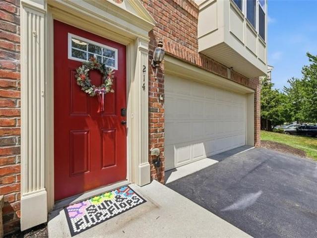 Townhouse for sale in Mars, Pennsylvania