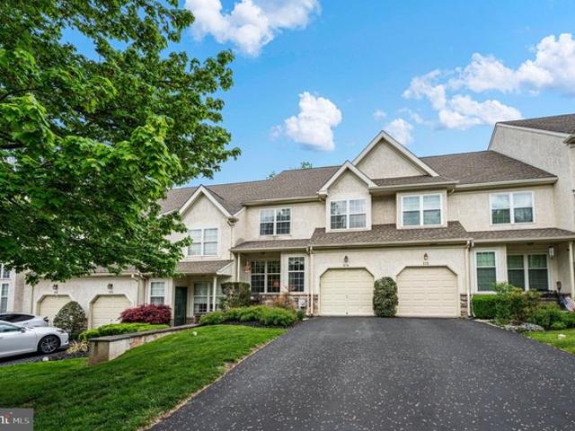 Townhouse for sale in Dresher, Pennsylvania