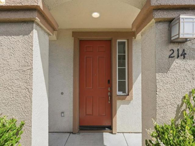 Condo for sale in San Pablo, California