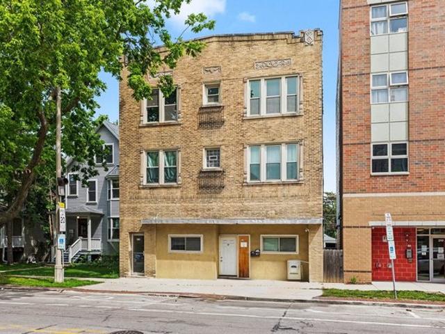 House for sale in Oak Park, Illinois