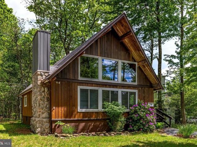 House for sale in Cresco, Pennsylvania