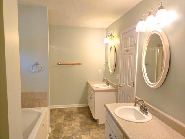 House for sale in Caledonia, Mississippi