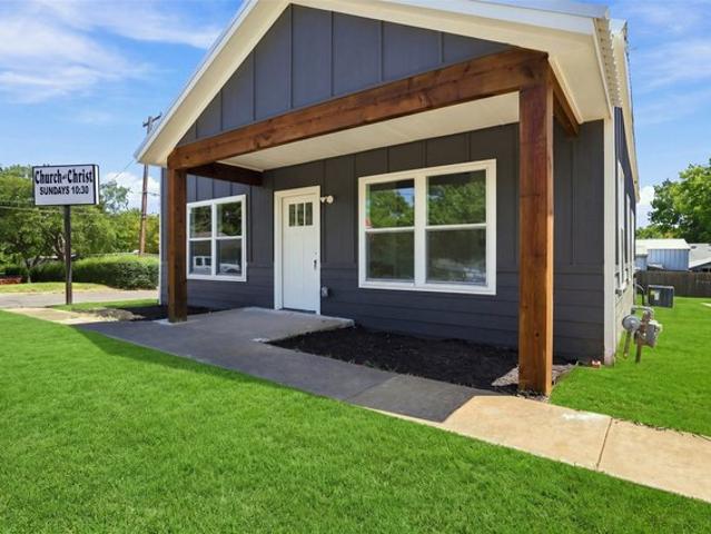 House for sale in Whitesboro, Texas