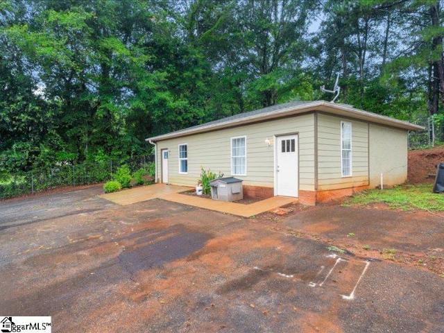 House for sale in Walhalla, South Carolina