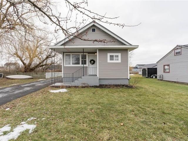 House for sale in Sackets Harbor, New York