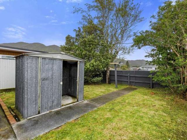 Townhouse for sale in Waiwhetū, Lower Hutt