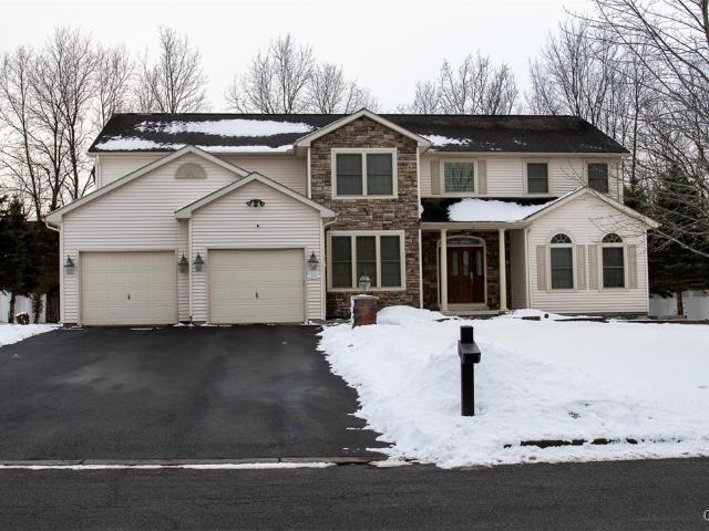 House for sale in Oneida, New York