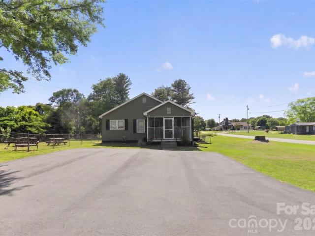 House for sale in Lawndale, North Carolina