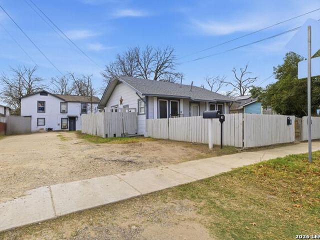 House for sale in Leesville, Texas