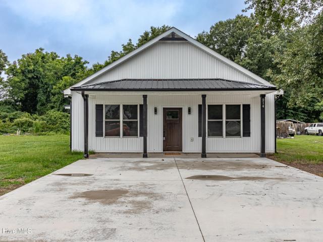 House for sale in La Grange, North Carolina