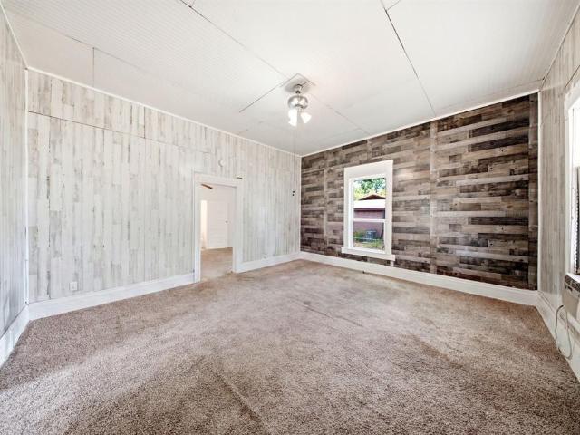 House for sale in Collinsville, Grayson County