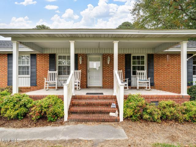 House for sale in Warsaw, North Carolina