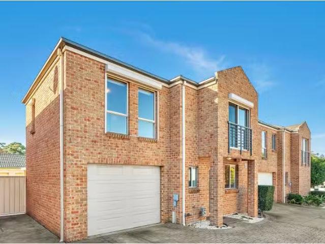 Condo for rent in Wollongong West, New South Wales