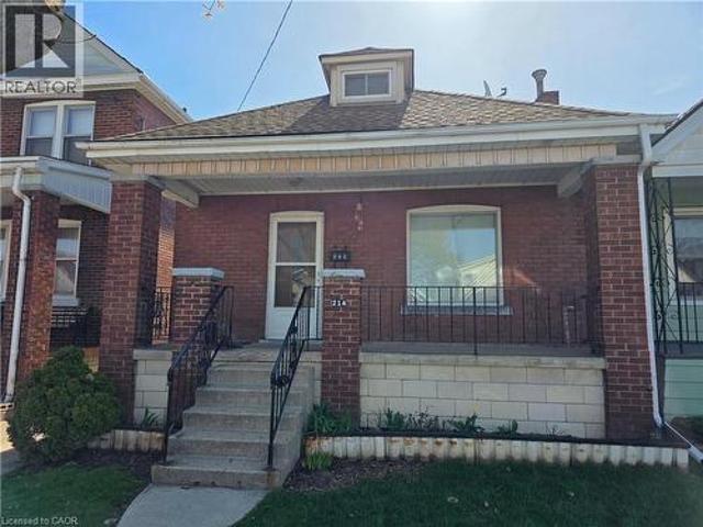 House for rent in Ancaster, Ontario