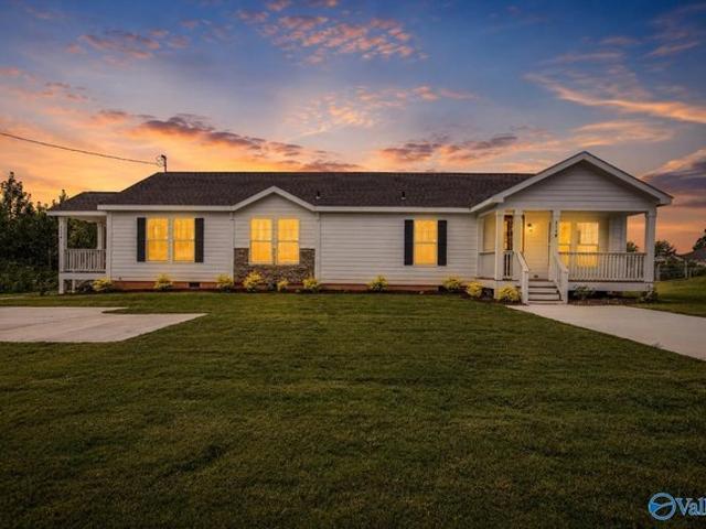 House for sale in Hazel Green, Alabama