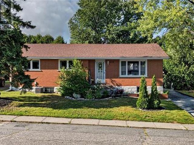 House for sale in Wanup, Ontario