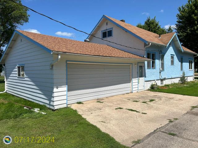 House for sale in Beardsley, Minnesota