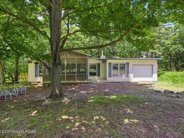 House for sale in Dingmans Ferry, Pennsylvania
