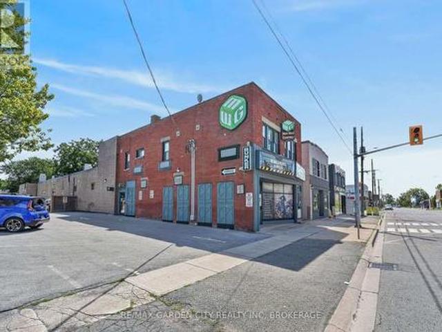 Commercial for sale in Niagara, Ontario