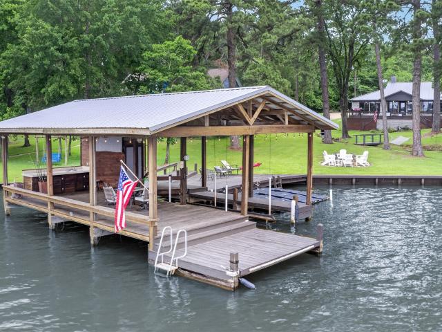 House for sale in Grapeland, Texas