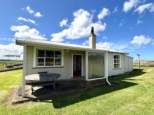 House for rent in Taranaki