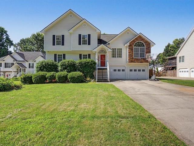House for sale in Holly Springs, Georgia