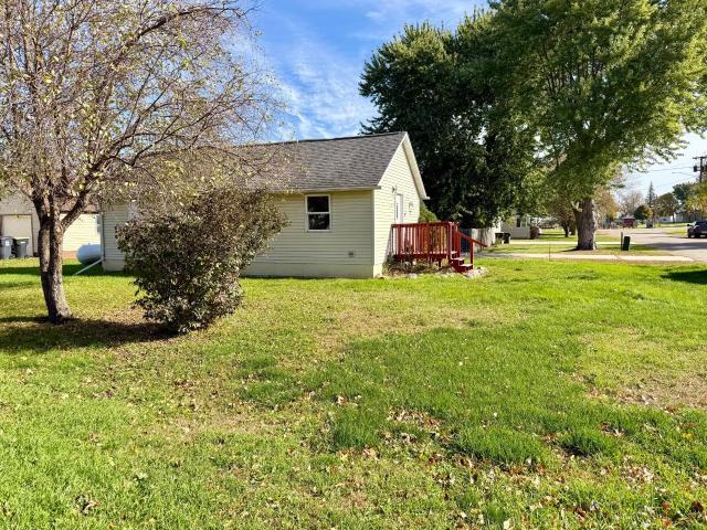 House for sale in Vesta, Redwood County