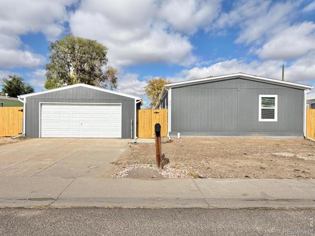 House for sale in Log Lane Village, Morgan County