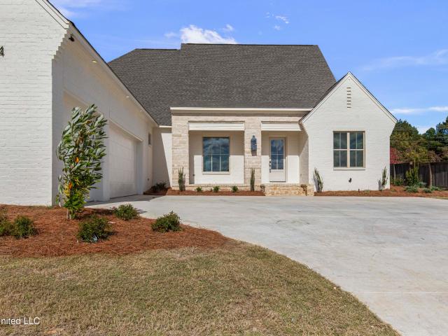 House for sale in Ridgeland, Mississippi