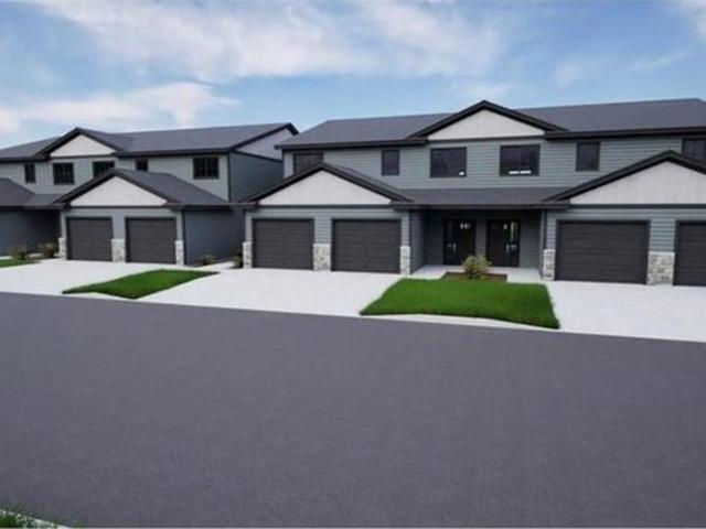 Townhouse for sale in Eyota, Minnesota