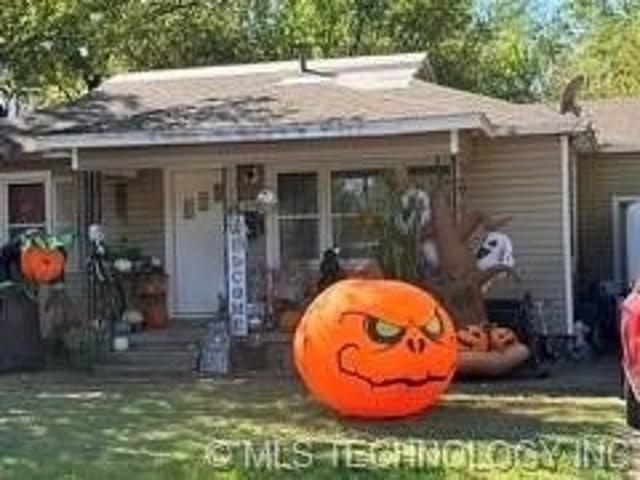 House for sale in Collinsville, Tulsa County